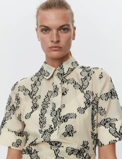 Joanna - Floral Jacquard - ALMOND OIL