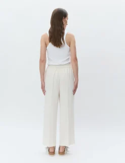 Jonah - Classic Gabardine - Ivory Shade