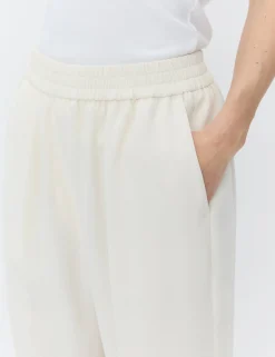 Jonah - Classic Gabardine - Ivory Shade